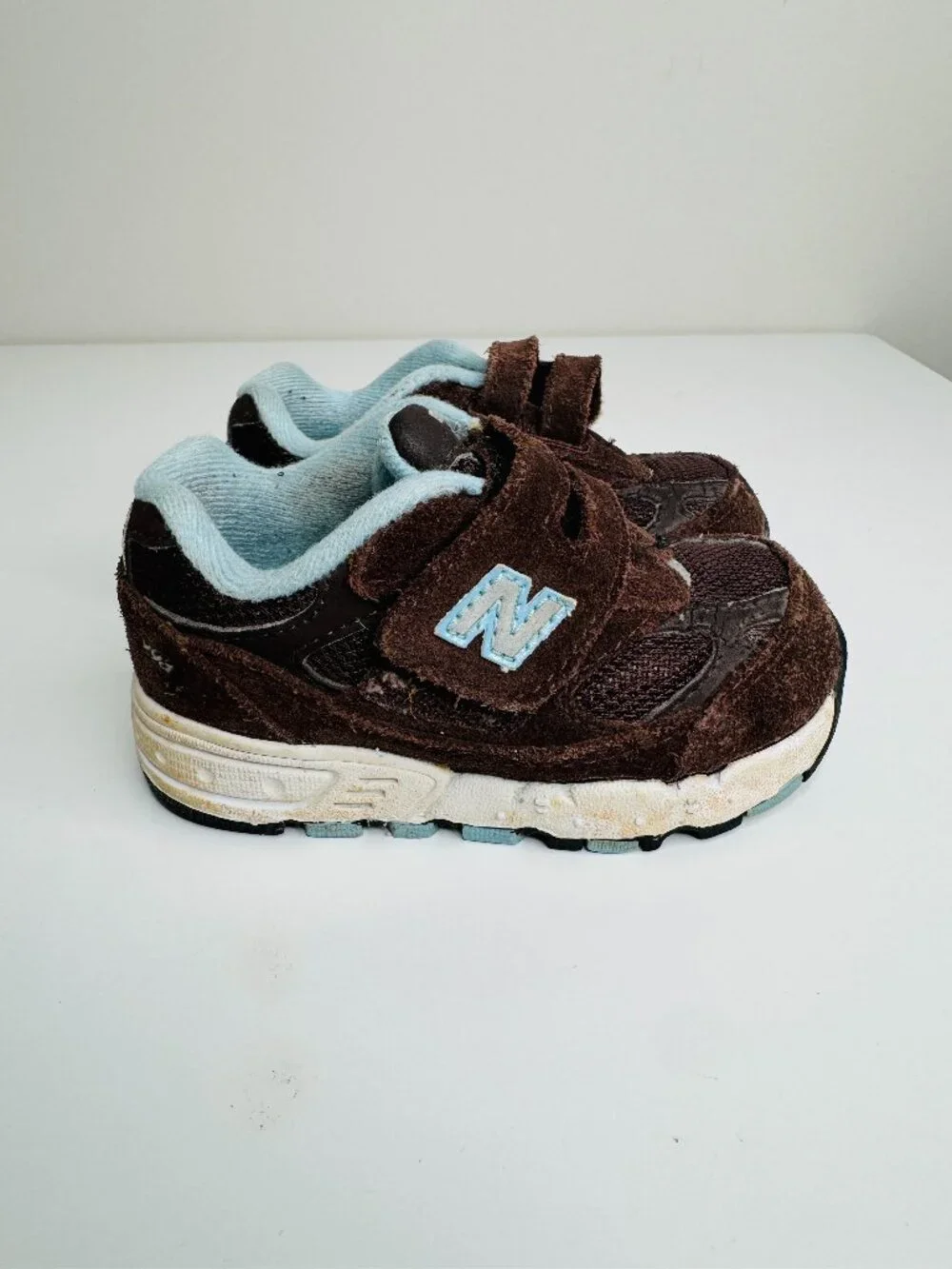 New Balance Baby Sneakers Brown Suede US5.5 KV993BRI Hook and Loop Strap